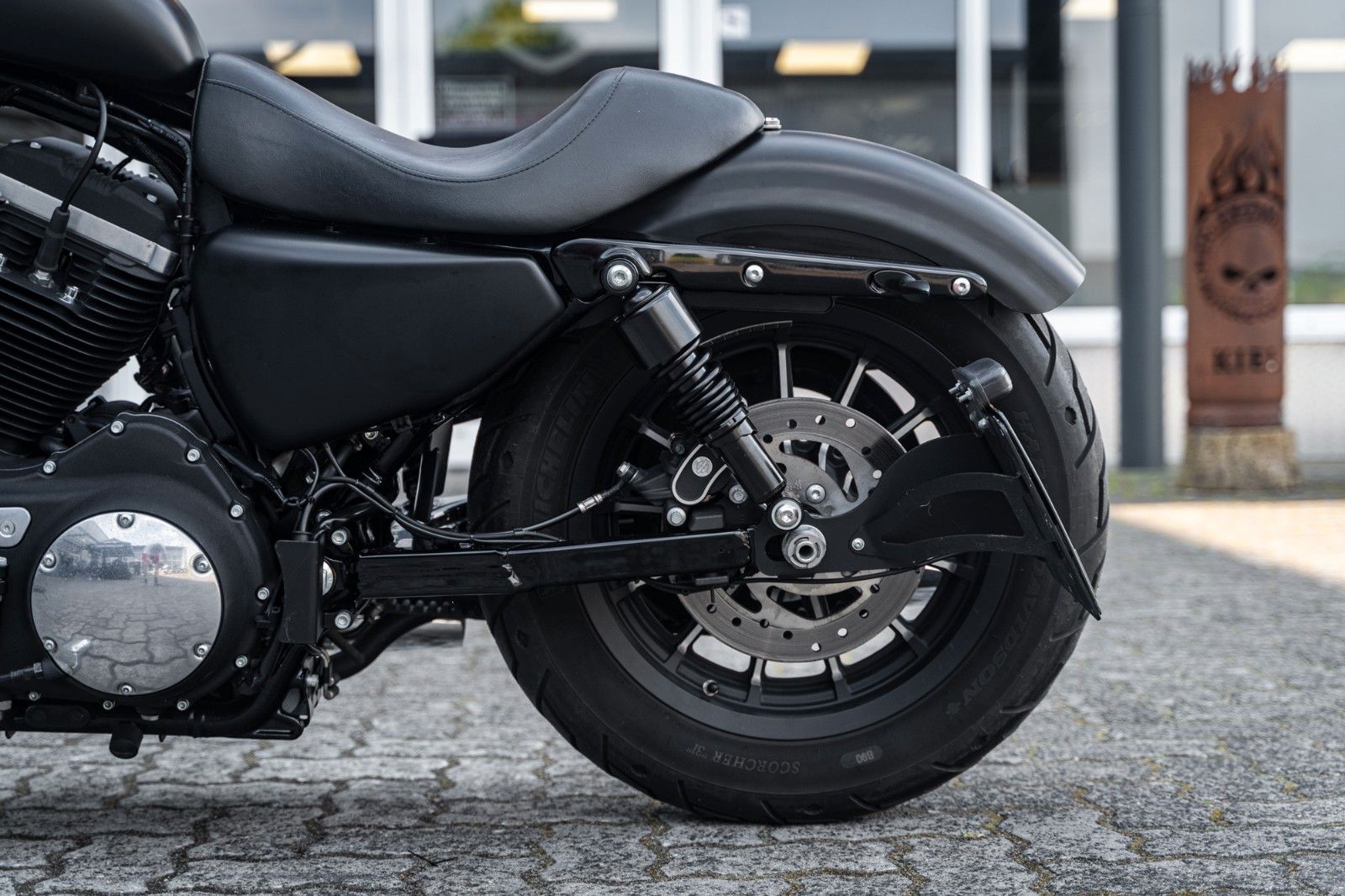 Fahrzeugabbildung Harley-Davidson XL883N IRON SPORTSTER - APE-Lenker