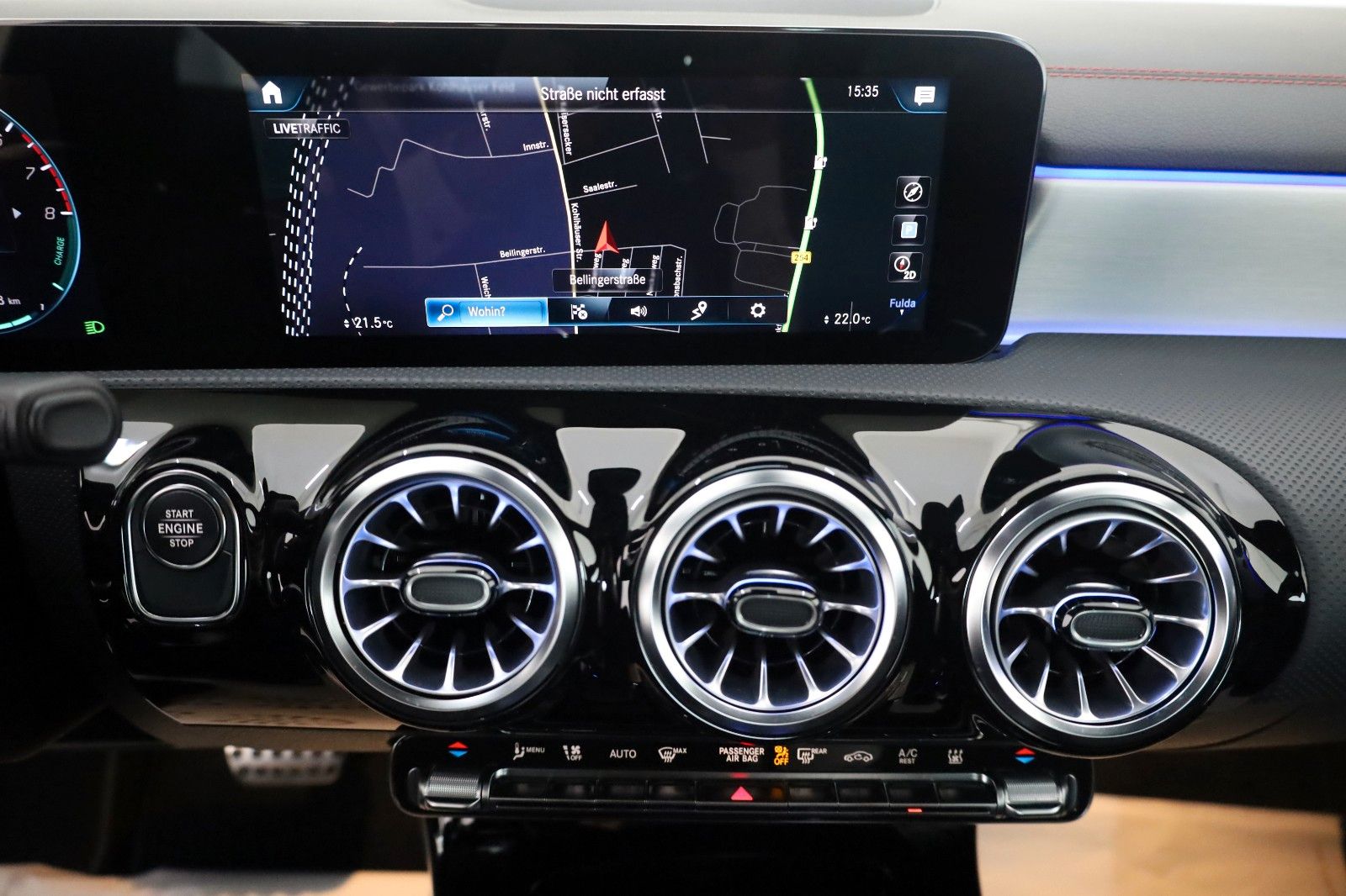 Fahrzeugabbildung Mercedes-Benz CLA 250 e,AMG-line,Leder,Navi,LED,SH,Kamera