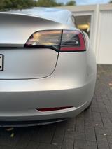Tesla Model 3 Standard-Reichweite Plus - Hinterrad... - Tesla Model 3 in Essen