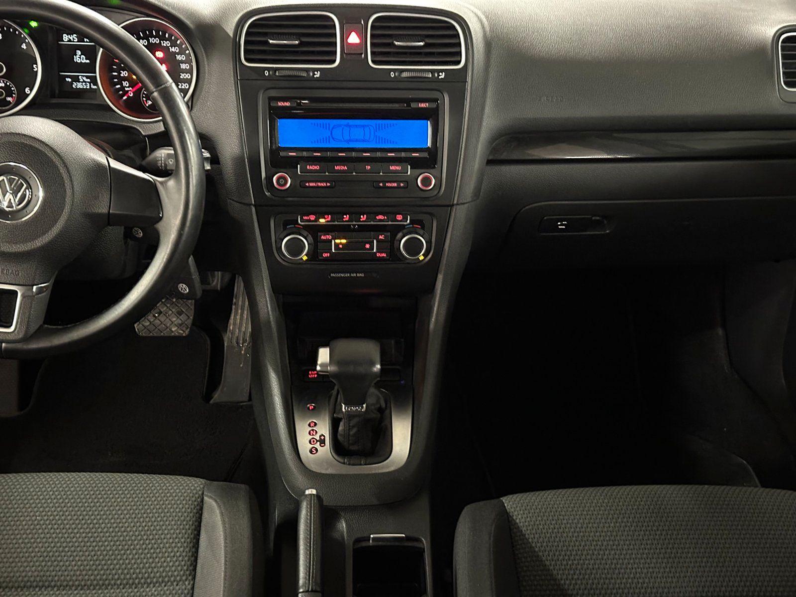 Volkswagen Golf 2010 — photo 9