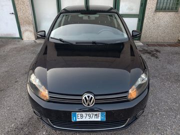 Volkswagen Golf - 2