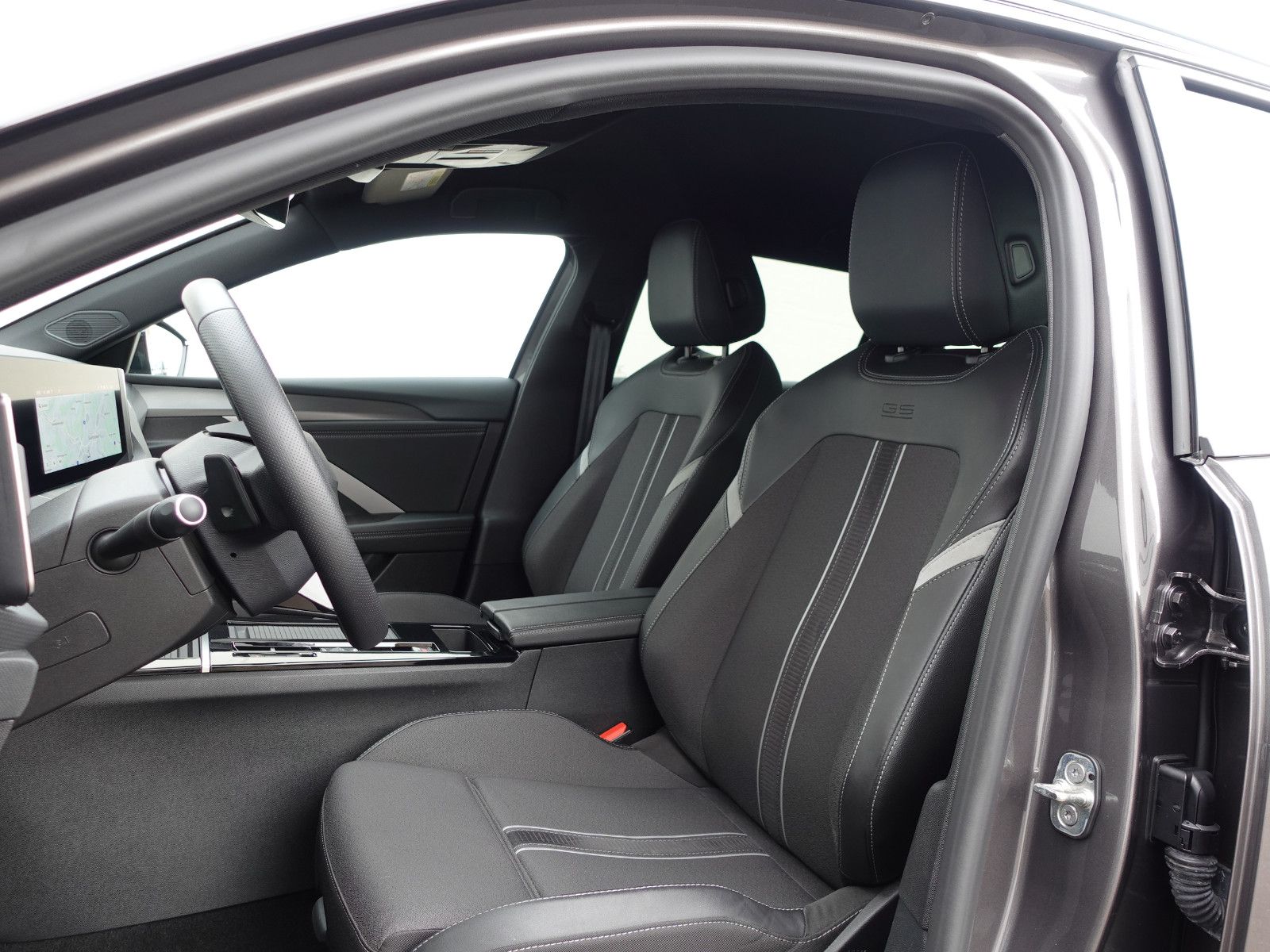 Fahrzeugabbildung Opel Astra ST 1.2T GS Automatik Navi,LED,PDC,Kamera