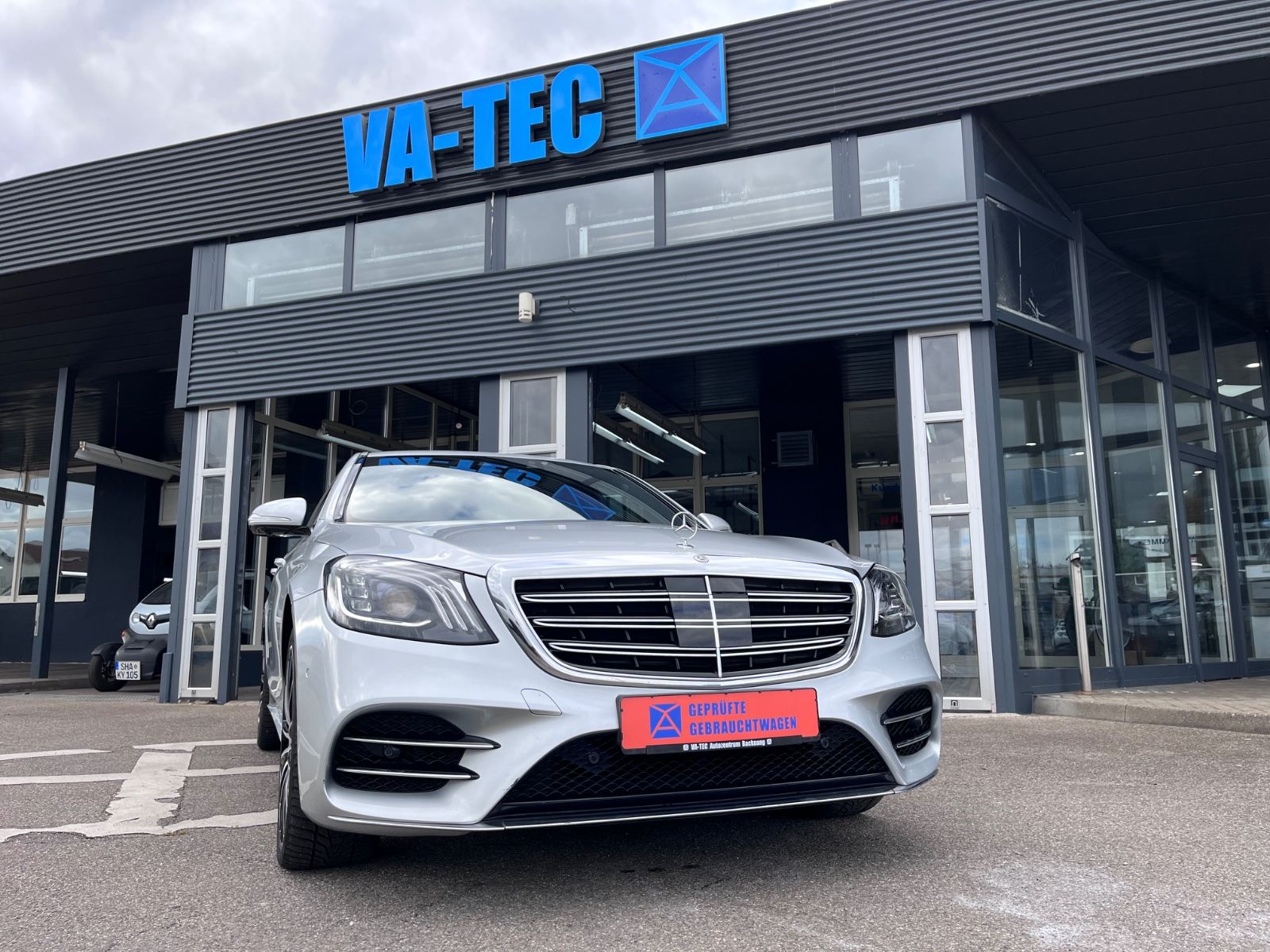 MERCEDES-BENZ S400d 4-Matic AMG-PAKET/MASSAGE/AMBIENTE