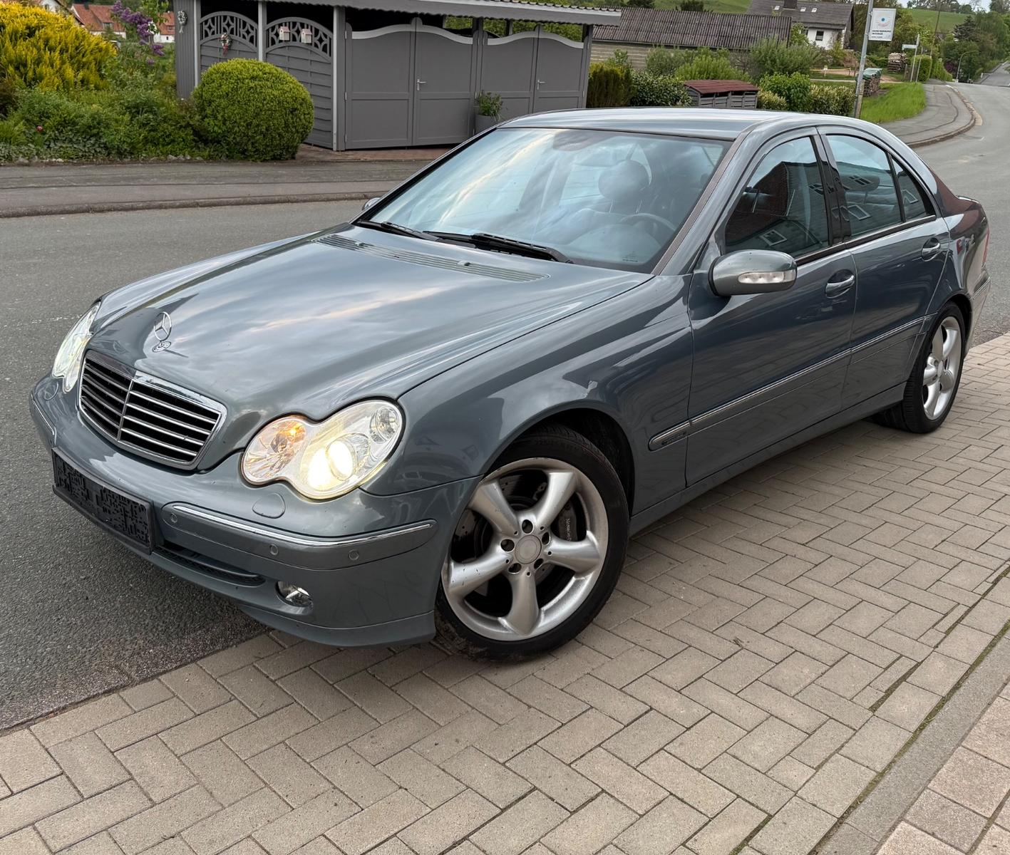 Mercedes-Benz C 180 Limousine Kompressor*Xenon*Leder*Automatik