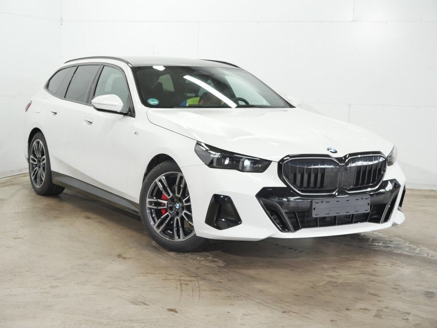 Fahrzeugabbildung BMW 520d xDrive M Sportpaket pro, Panorama-Glasdach,