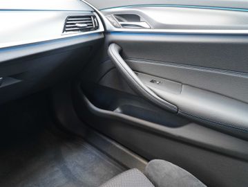 BMW 530 - 11