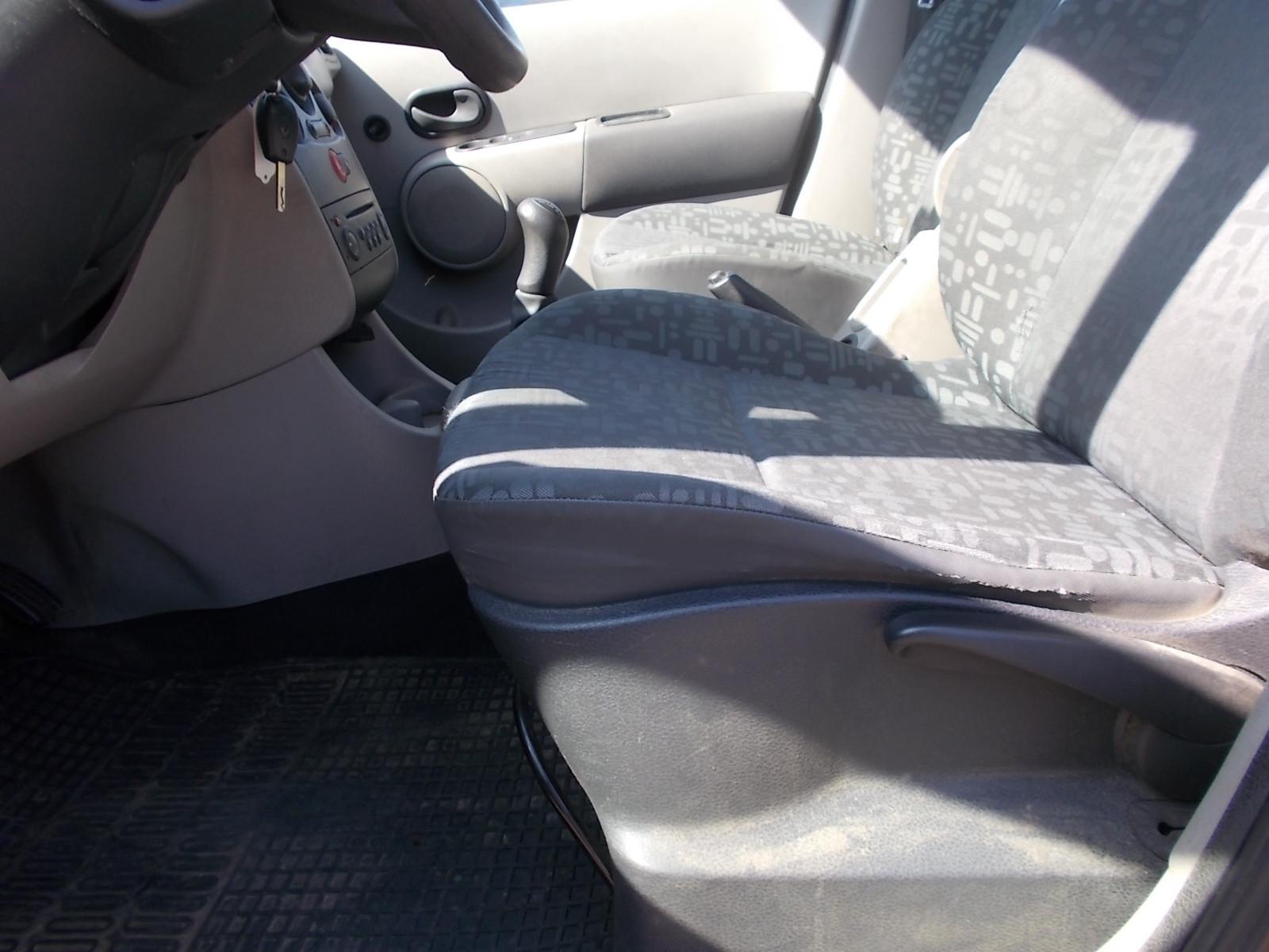 Renault Modus 2006 — photo 19