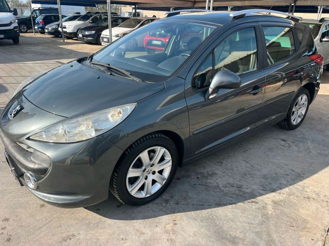 Peugeot 207 1.6 HDi 90CV 5p. XT