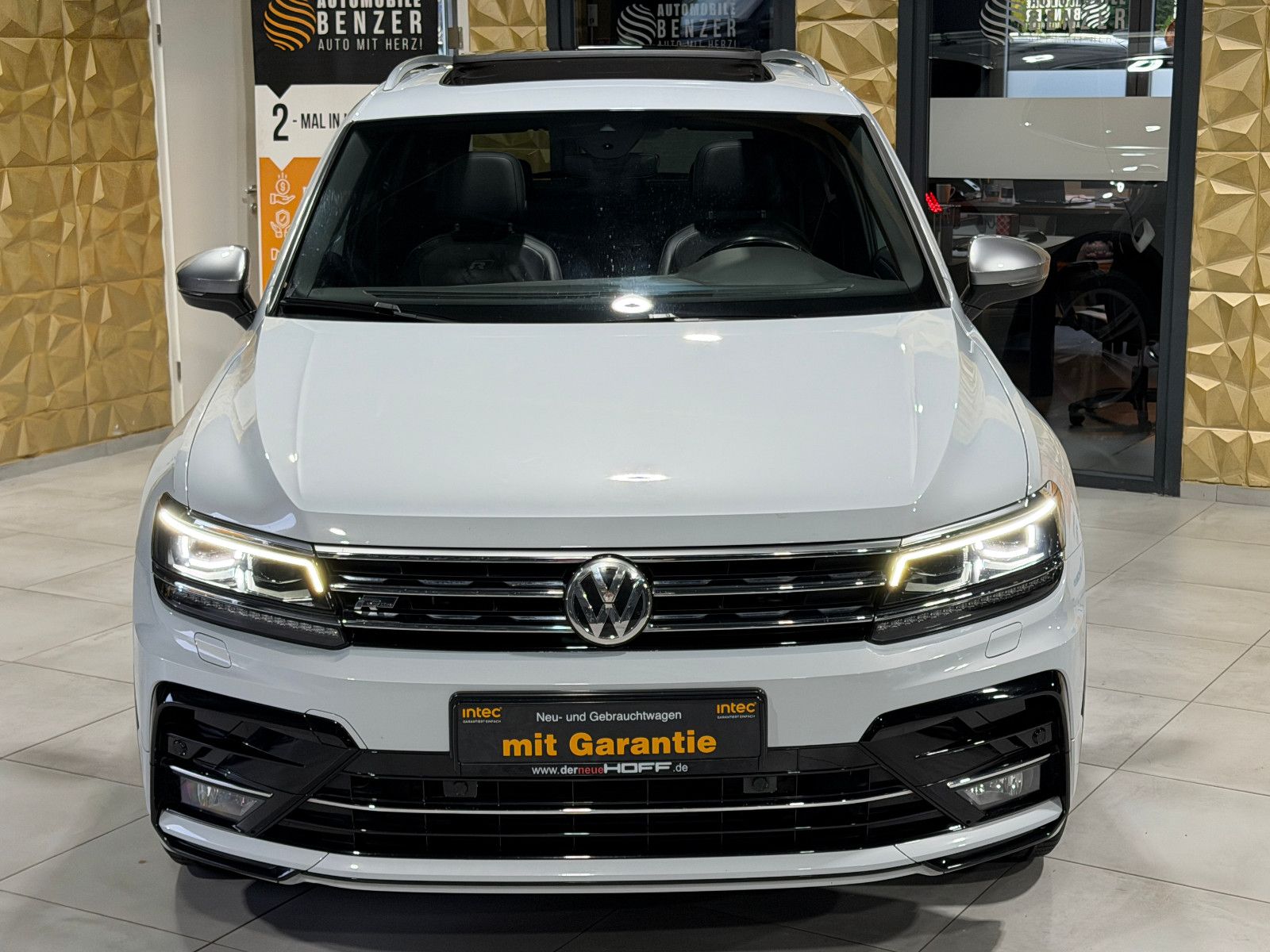 Fahrzeugabbildung Volkswagen Tiguan Allspace Highline 4Motion/R-LINE/PANO/LED