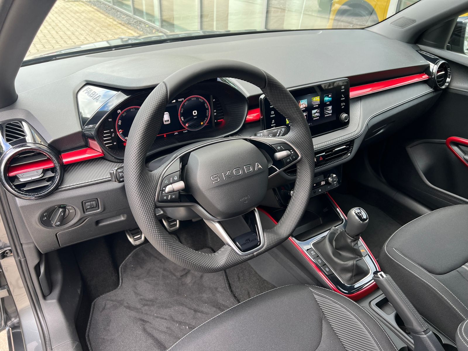 Fahrzeugabbildung SKODA Fabia Monte Carlo 1.0 TSI *LED, 17" LM-Felge, Kl