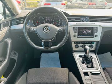 Volkswagen Passat Variant - 10