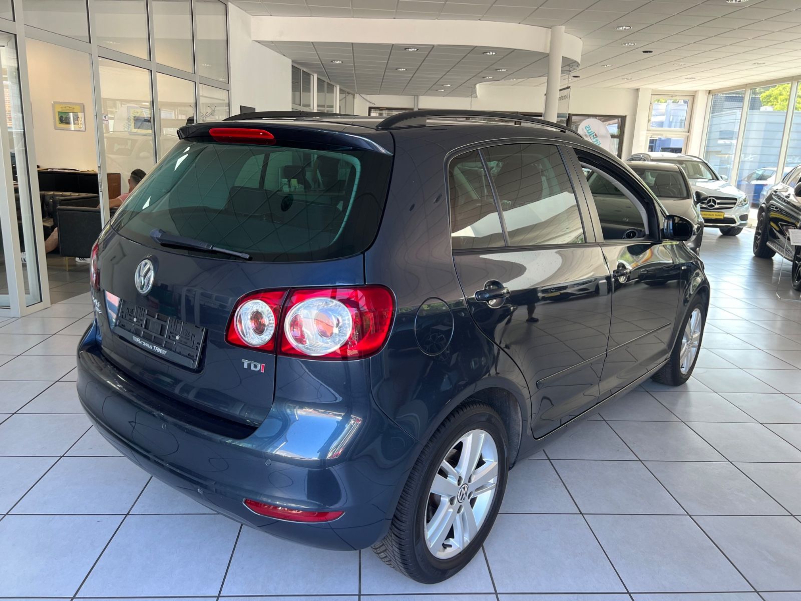 Fahrzeugabbildung Volkswagen Golf Plus 1.6 TDI Match * 1.HAND *