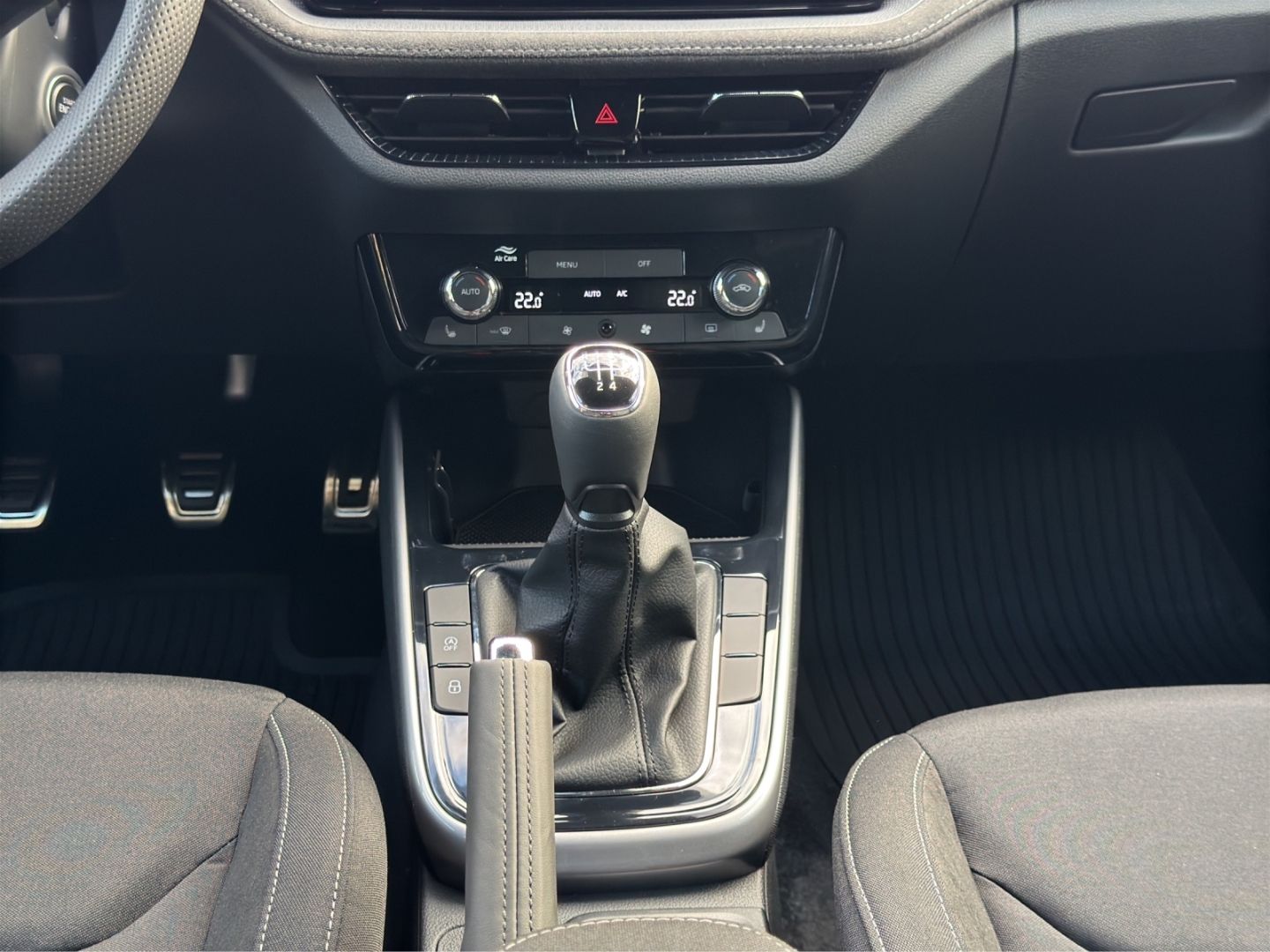 Fabia Selection LED Sperrdiff. ACC Apple CarPlay