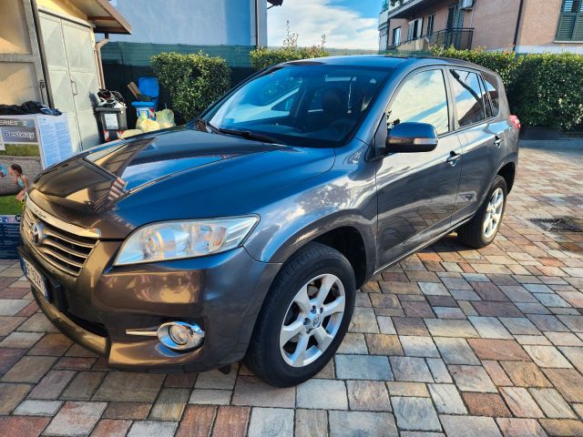 Toyota RAV 4 RAV4 Crossover 2.2 D-Cat A/T 150 CV