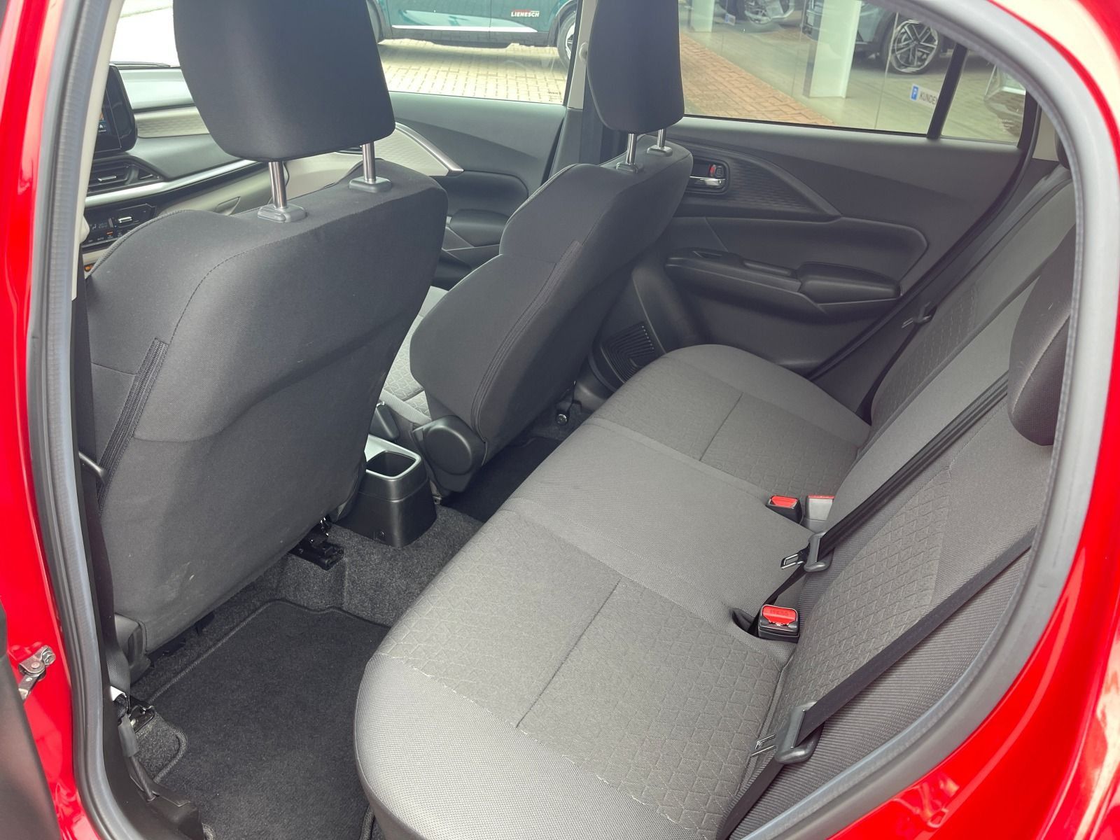 Fahrzeugabbildung Suzuki Swift 1.2 Hybrid Comfort+ Automatik