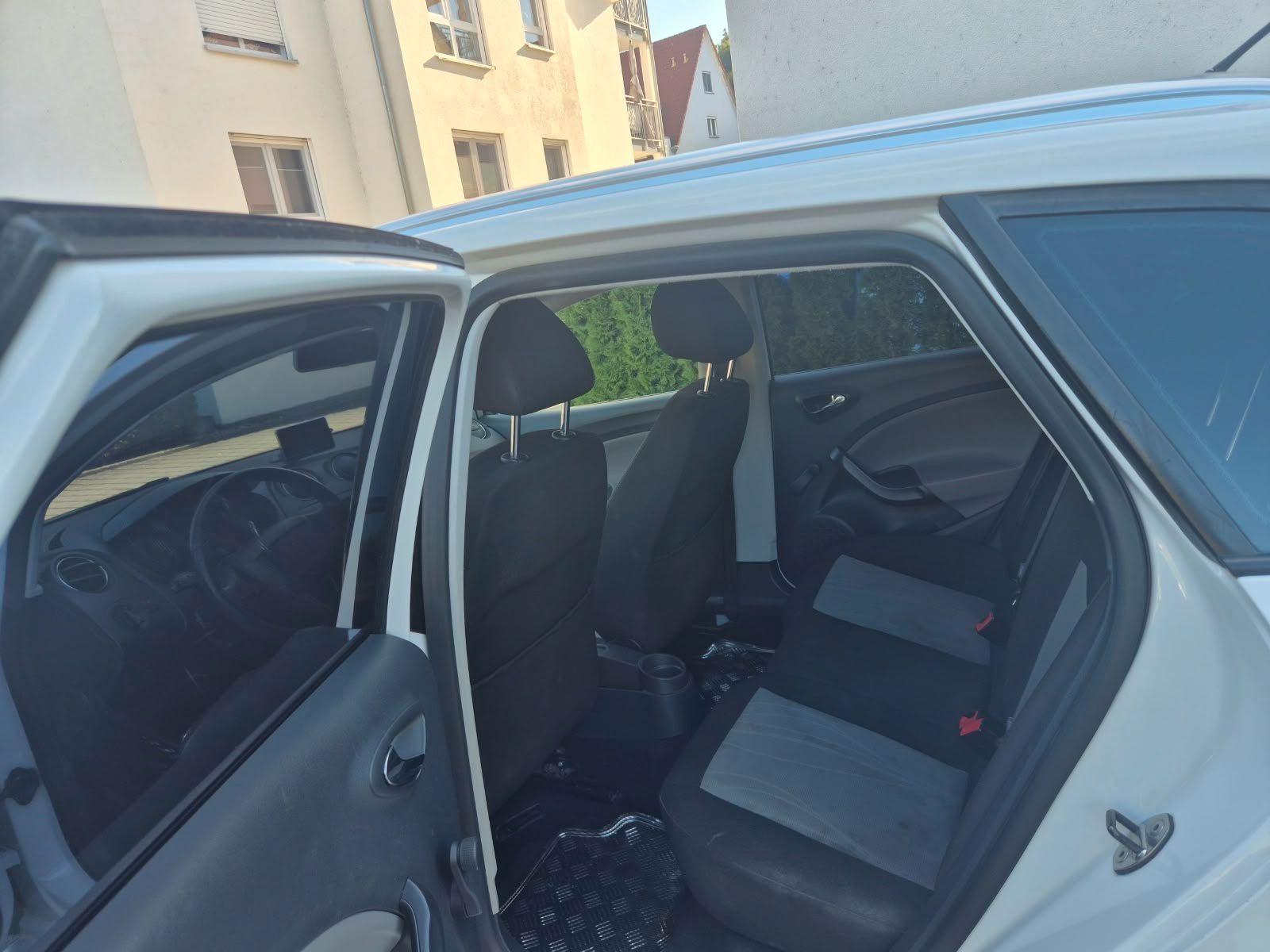 Seat Ibiza 2013 — photo 9