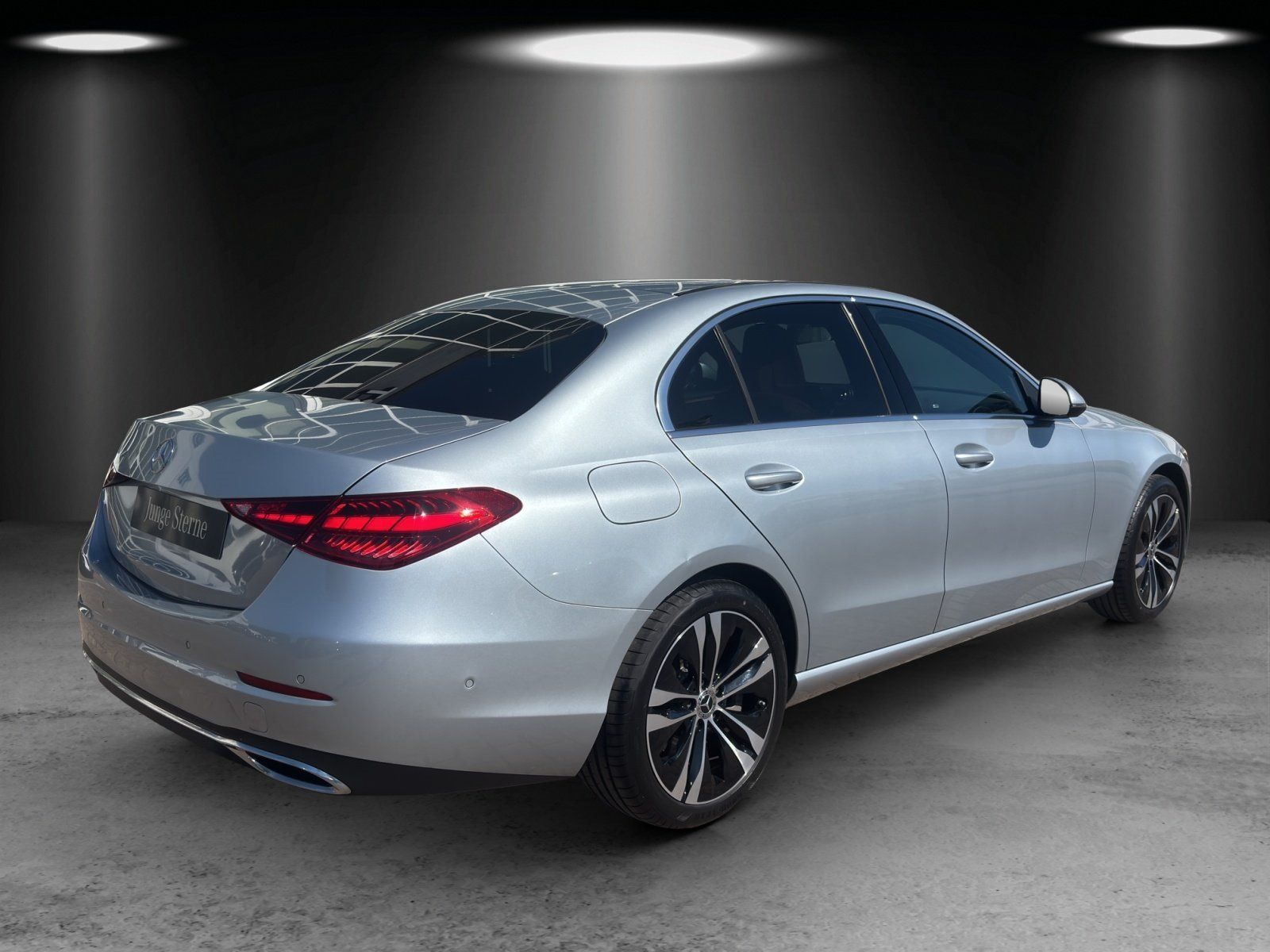 Fahrzeugabbildung Mercedes-Benz C 220 d 4M Avantg AHK Kamera ENERGIZING Display
