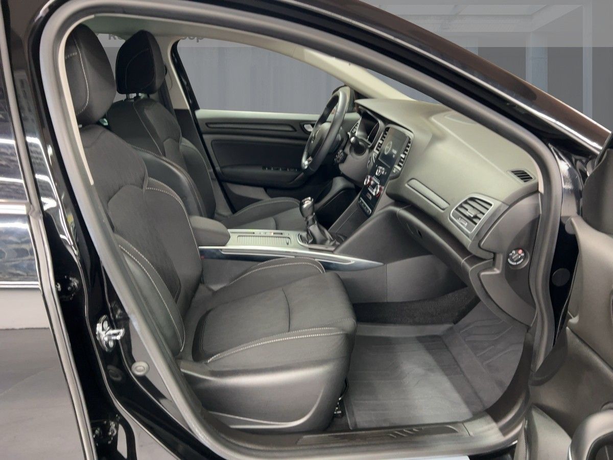 Renault Megane - Bild 8