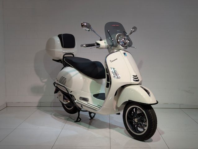 Vespa GTS 300 SUPER  TOURING-PAKET & KUNDENVORTEIL