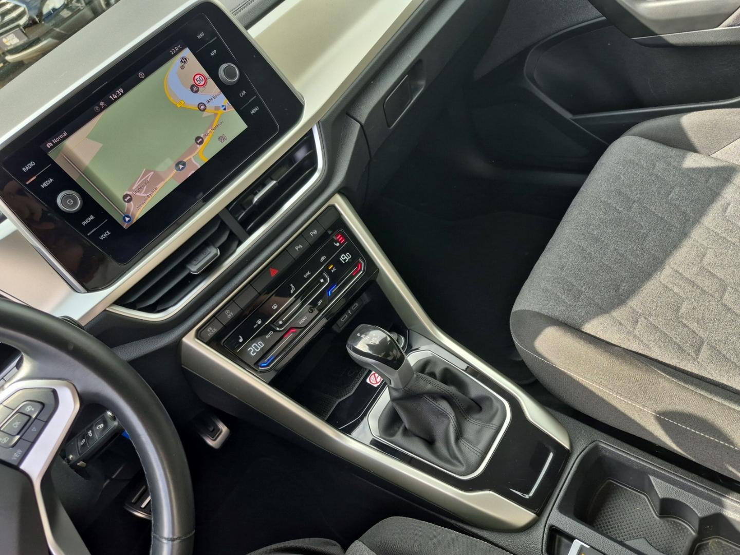 Volkswagen T-Roc Move DSG Navi CarPlay LED SHZ Parklenkassi, миниатюра 22