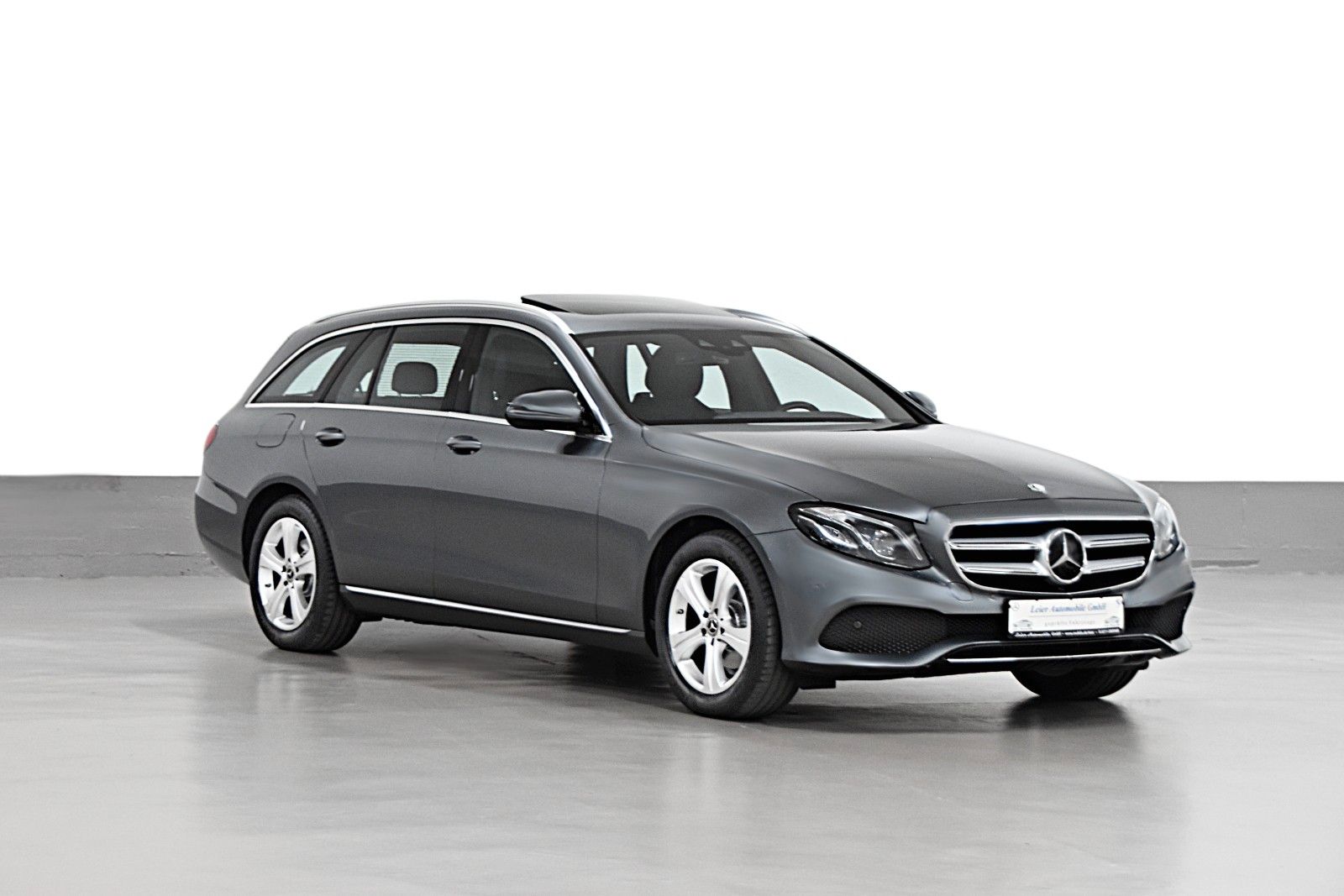 MERCEDES-BENZ E 220 D T AVANTGARDE*FINANZIERUNG MÖGLICH*