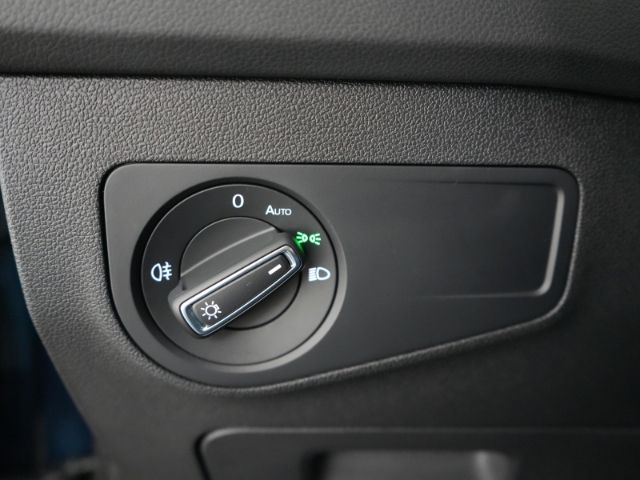 Tiguan TIGUAN LIFE TDI DSG+AHK+NAVI+LED-SCHEINWE