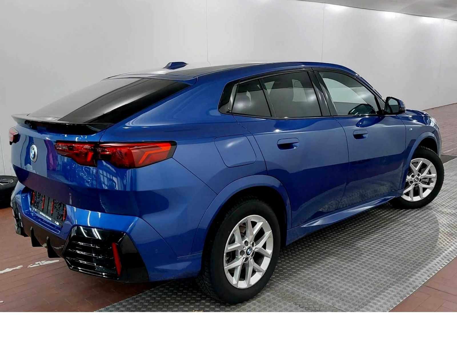 BMW X2 sDrive 20i M Sportpaket HeadUp 360°Kam Iconic foto 4