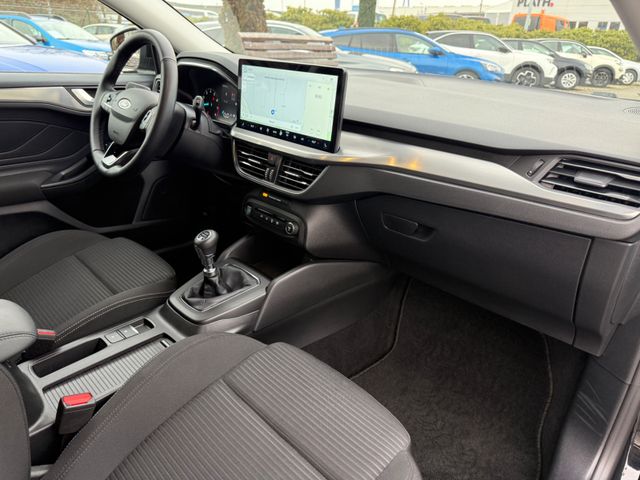 Ford Focus Turnier Titanium Edition Assistenz-Paket