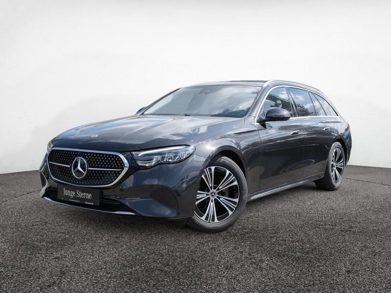 Mercedes-Benz E 220 d 4M T Avantgarde/LED/Cam/AHK/Totw/Distr