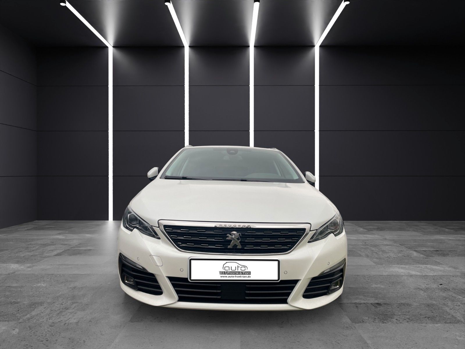 Fahrzeugabbildung Peugeot 308 SW Allure Pack*AHK*Kamera*Ambiente*Navi*