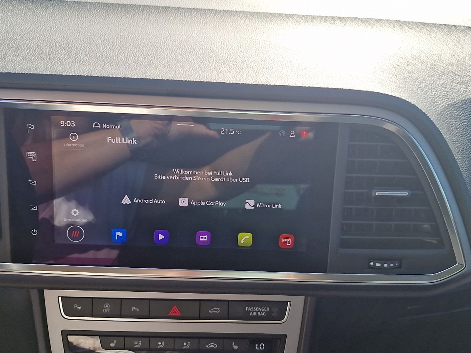 Fahrzeugabbildung SEAT Ateca FR 4Drive LED Navi ACC STHZ RFK SHZ
