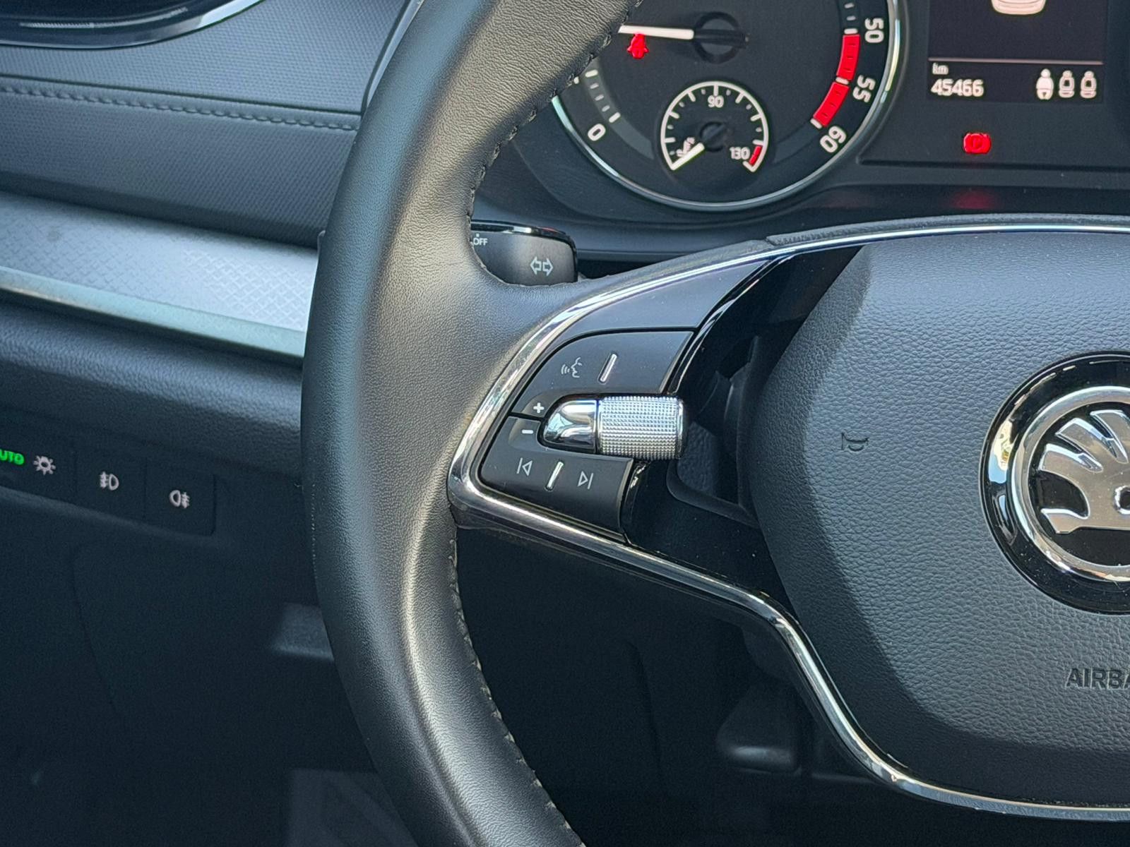 Fahrzeugabbildung SKODA Octavia Combi Ambition