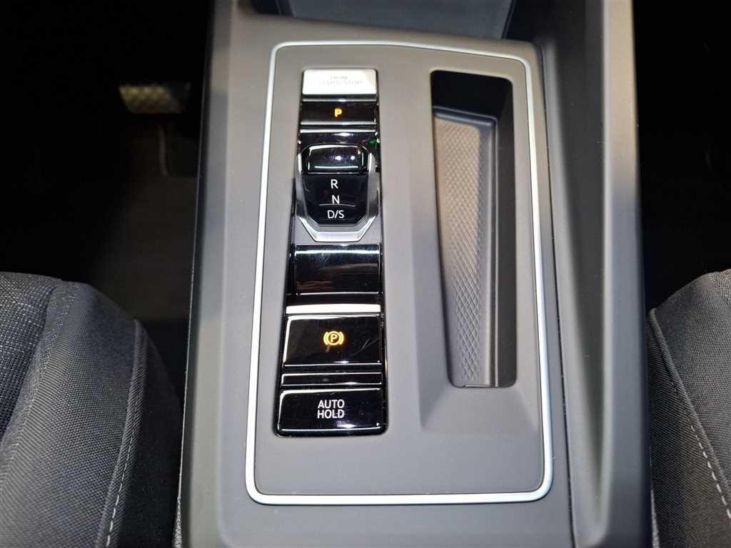 Volkswagen Golf Variant Life 1.5 eTSI DSG Business Premium, миниатюра 14