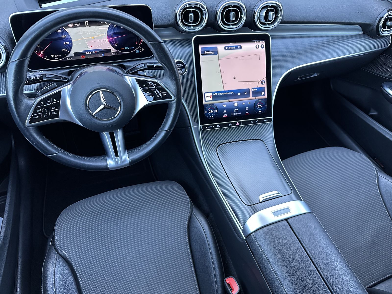 Fahrzeugabbildung Mercedes-Benz C 220d T Avantgarde NAV+LED+360°+V-COCKPIT+HEADU