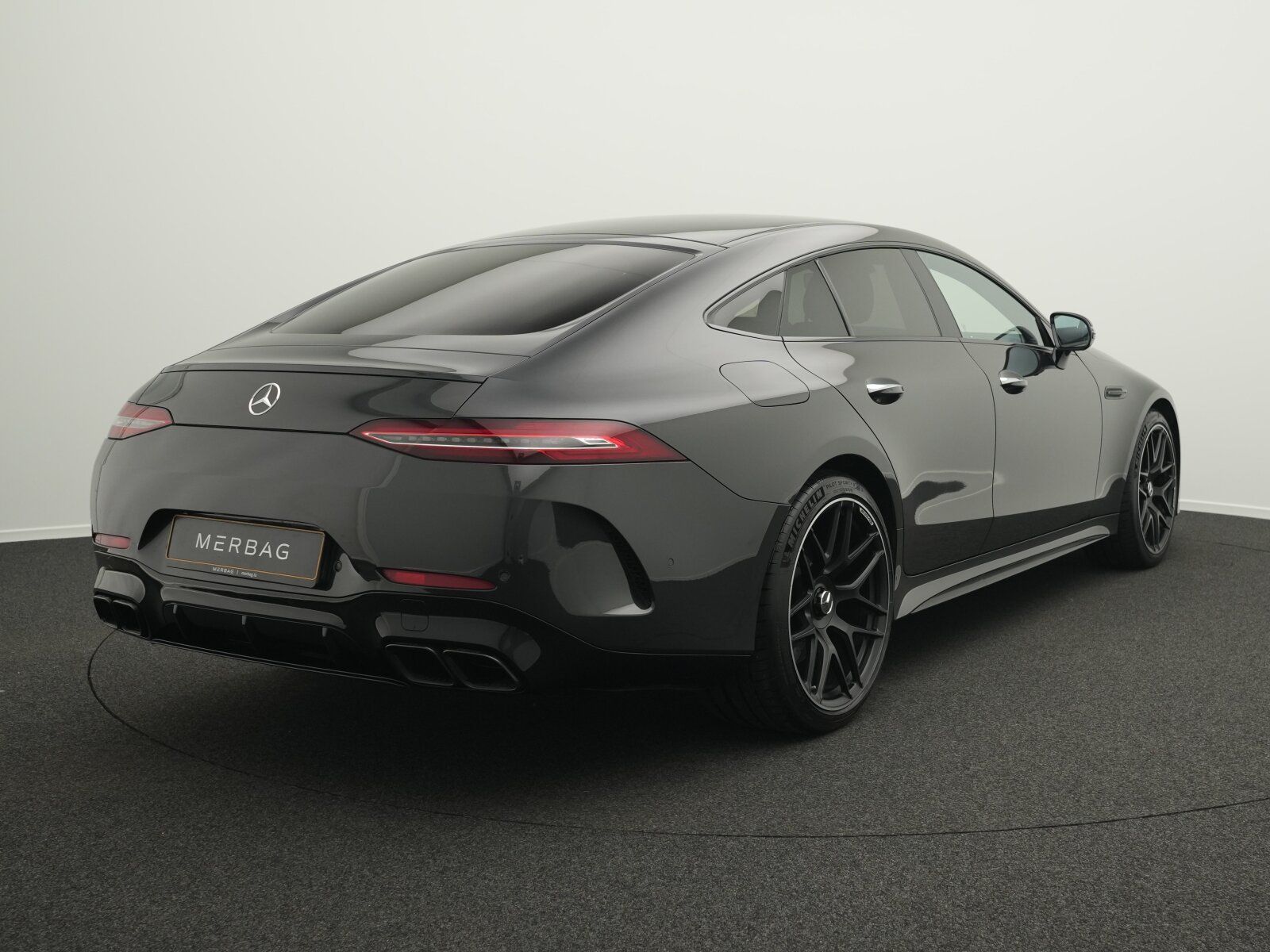 Mercedes-Benz AMG GT S 63 4MATIC+ imagem 3