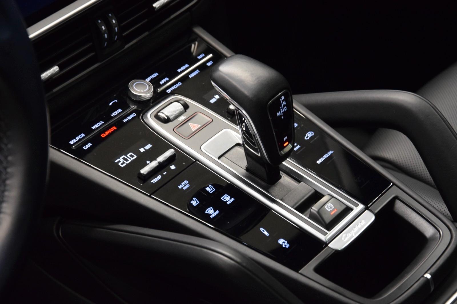 Porsche Cayenne E-Hybrid Pano. ACC Matrix. Bose Approv.
