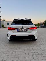 BMW M135i xDrive | HUD | Adaptives Fahrwerk | 8-fach - BMW 135: Coupe