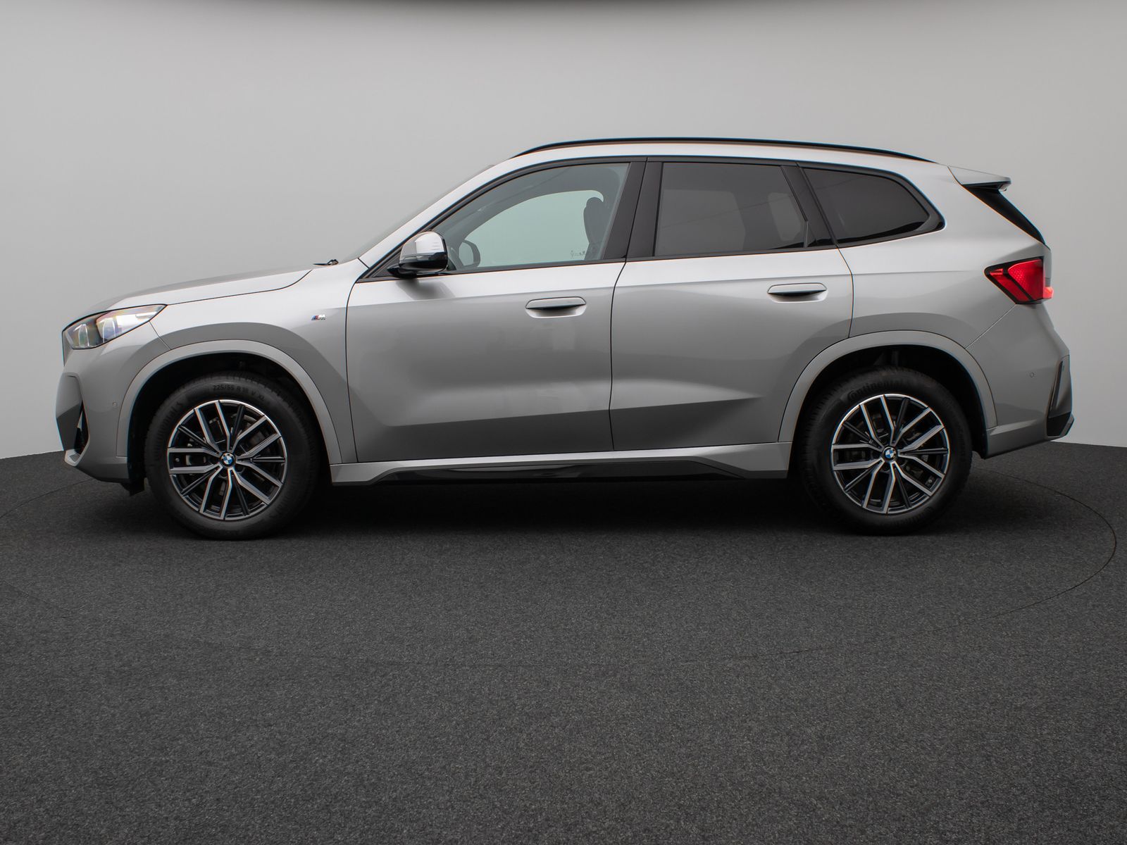 Fahrzeugabbildung BMW X1 sD20i M Sport Panorama Kamera DAB H/K Komfort