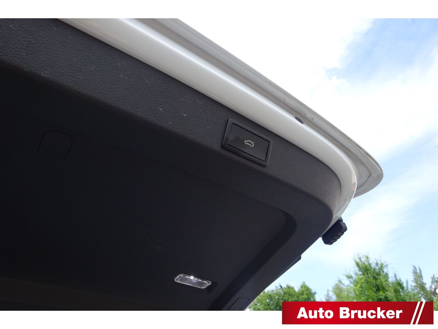 Skoda Superb Combi Ambition 2.0 TDI Navi Alu FSE LED foto 7