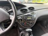 Ford Focus - Ford Focus aus 2000: Kombi
