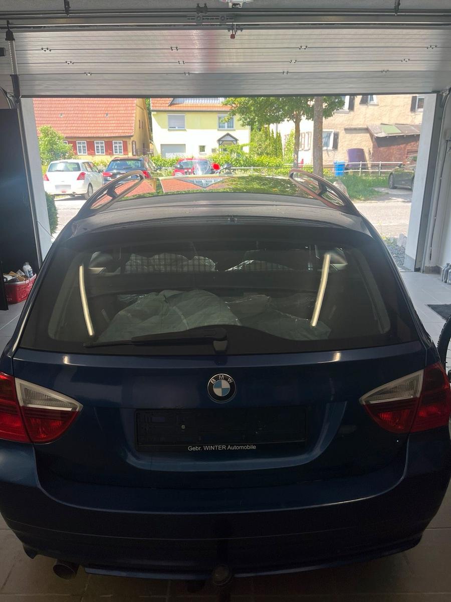 BMW 318 2007 — photo 5
