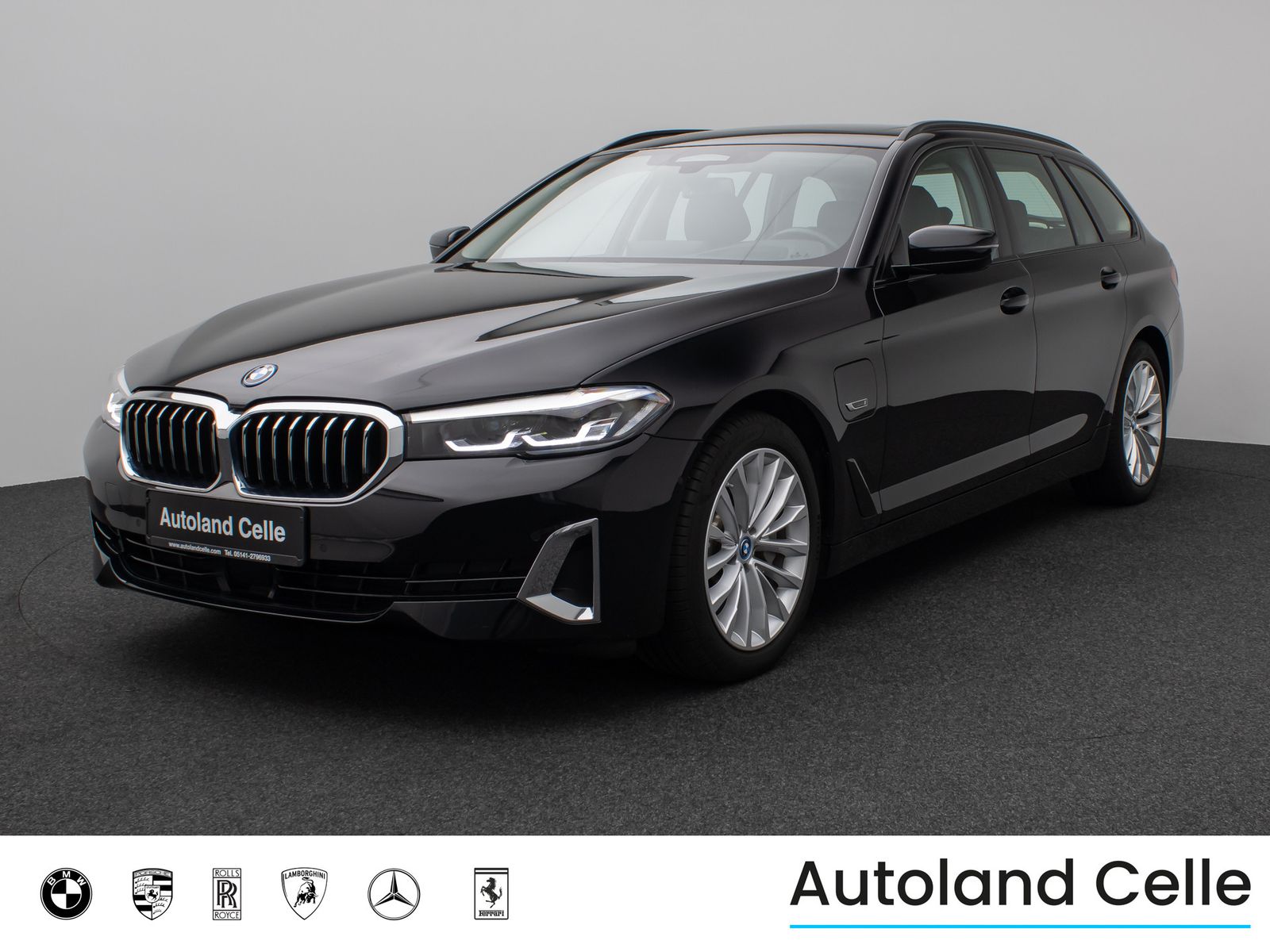 Fahrzeugabbildung BMW 530e Luxury Line Panorama Kamera HUD DAB 4xKlima