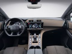 Fahrzeugabbildung DS Automobiles DS 7 1.6 E-Tense 225 Bastille +