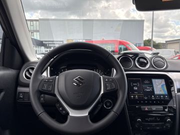 Bild 14 Suzuki Vitara Comfort 1.4 Mild Hybrid Navi LED Apple Ca