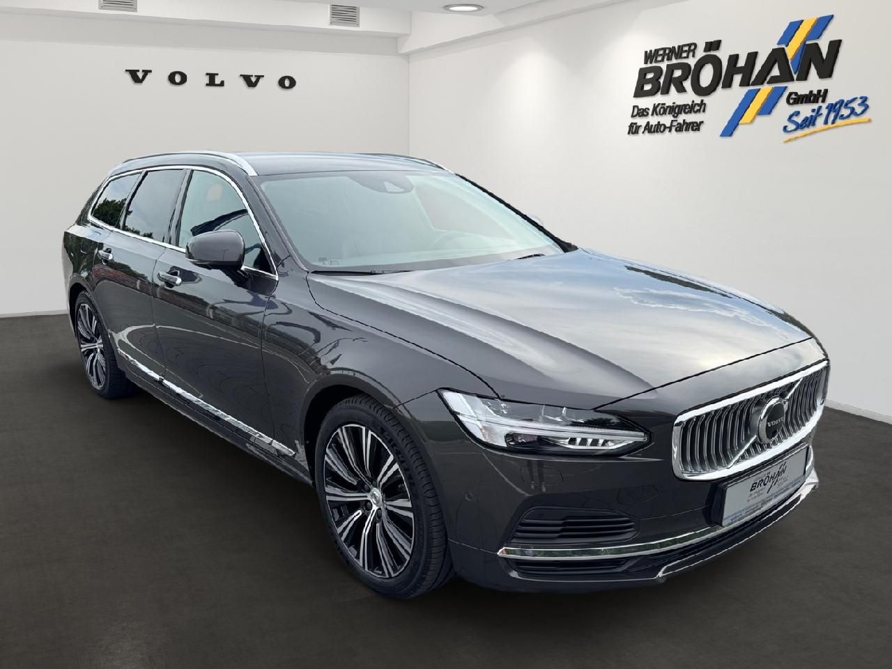 Fahrzeugabbildung Volvo V90 T6 AWD Inscription Recharge Plug-In Hybrid