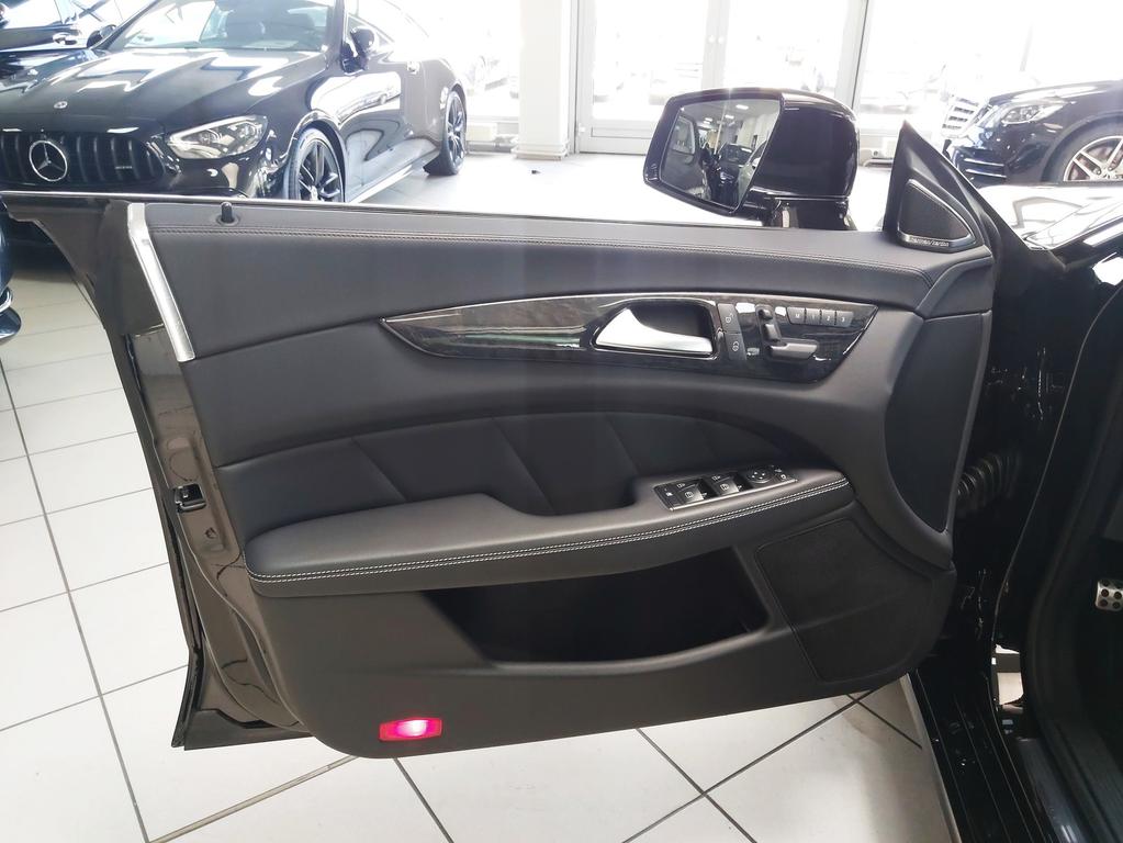 Mercedes-Benz CLS 500