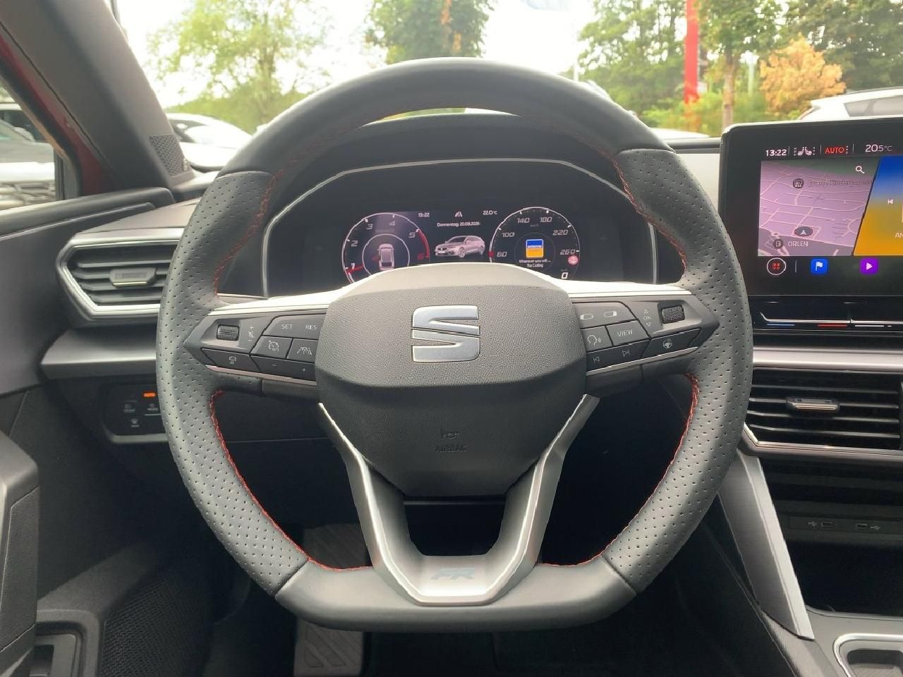 Fahrzeugabbildung SEAT Leon Sportstourer FR + Panorama Schiebedach*
