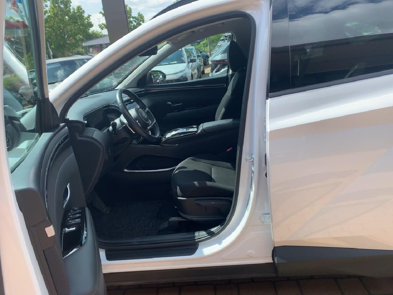 Fahrzeugabbildung Hyundai TUCSON Trend Mild-Hybrid 4WD + Assistenz-Paket*