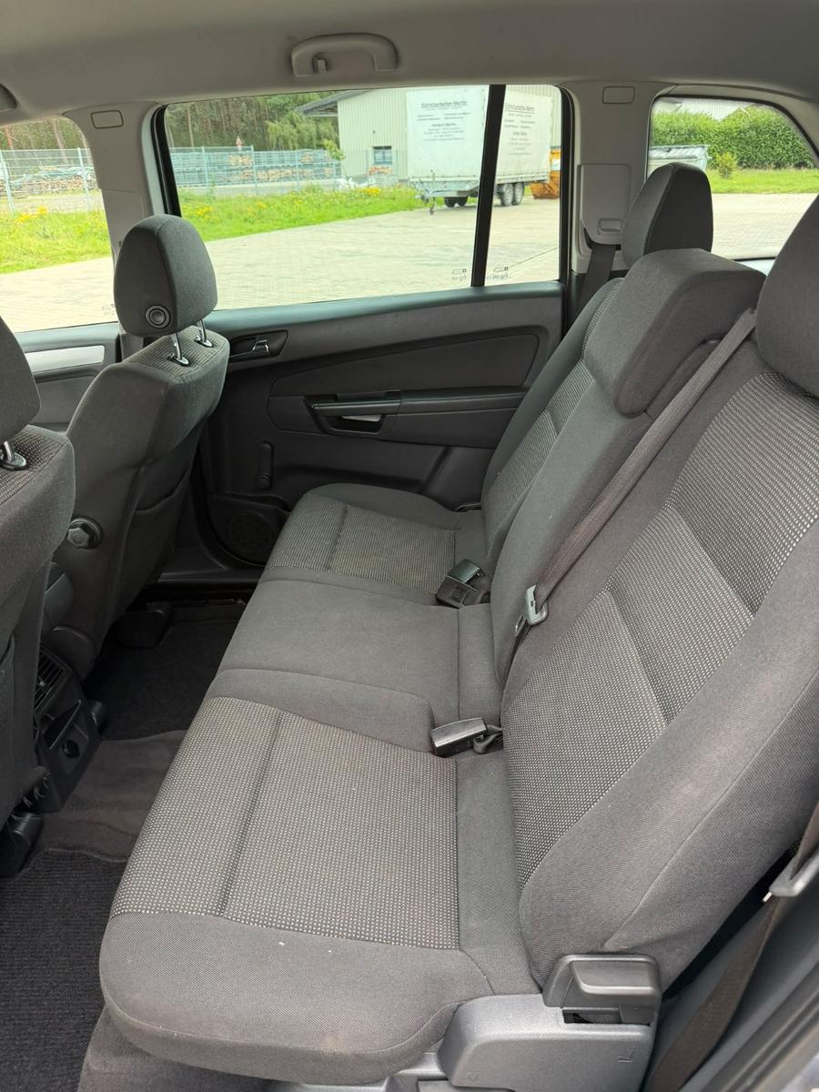 Opel Zafira B Sport