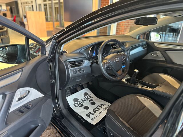 Toyota Avensis Kombi Edition